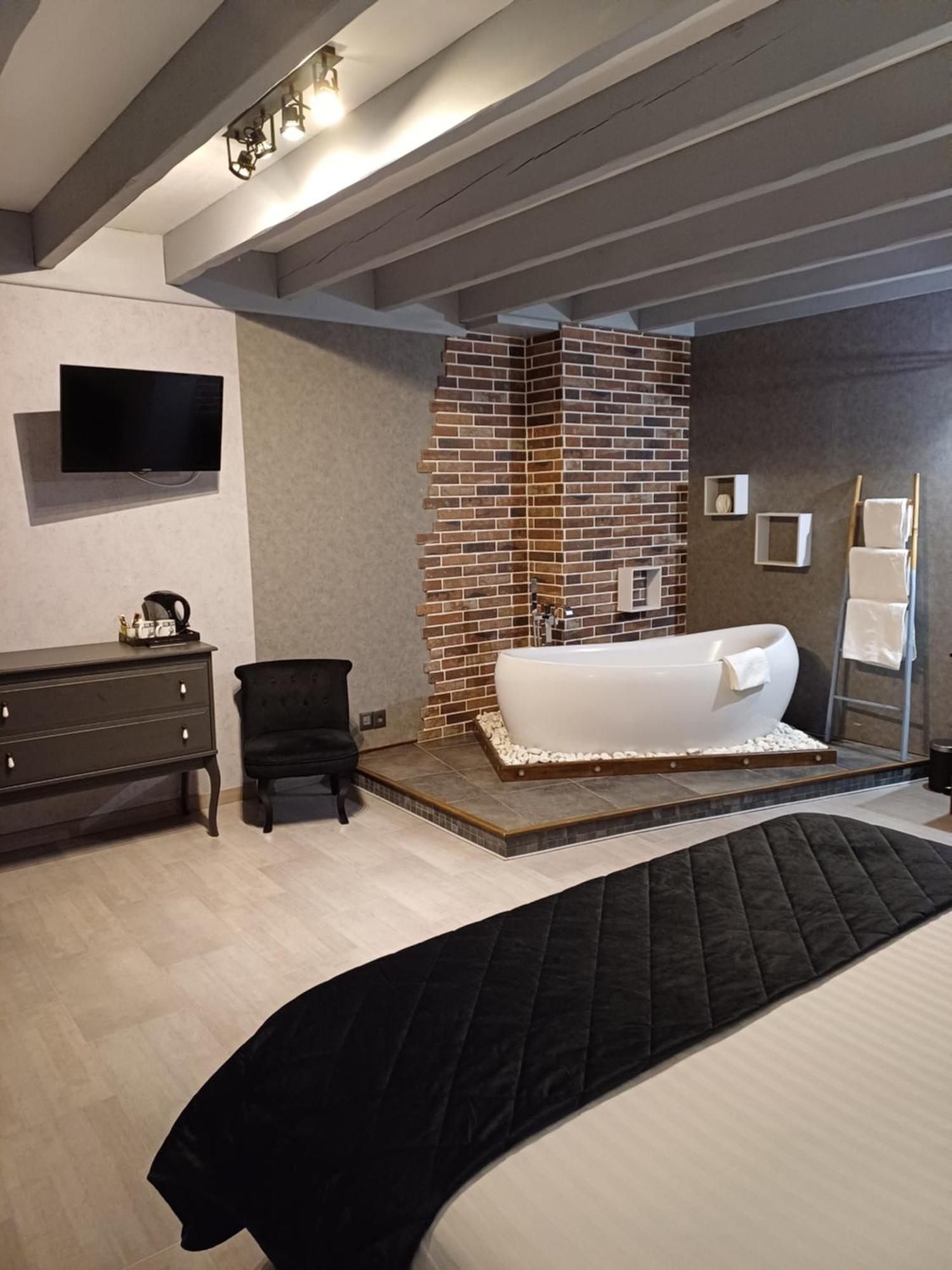 Domaine De Vandenesse Et Spa 外观 照片